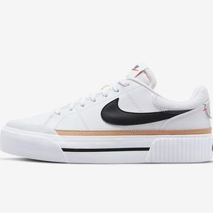 Women’s Nike Court Legacy Lift